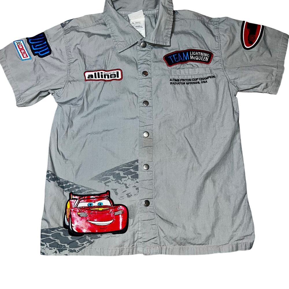 Disney Store Lightening McQueen racing team McQueen gray buttonup shirt boys 7/8